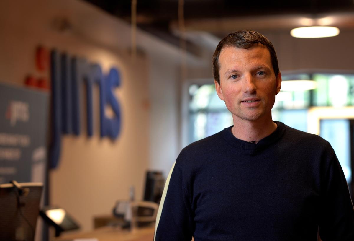 Jims MD, Pieterjan Nuitten, is interviewed in this month's HCM / Jims/ Colruyt Group Jims MD, Pieterjan Nuitten, is interviewed in this month's HCM / Jims/ Colruyt Group