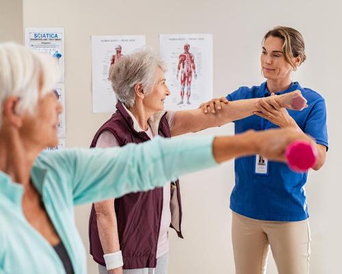 Gyms could provide rehab for stroke survivors / Rido/shutterstock