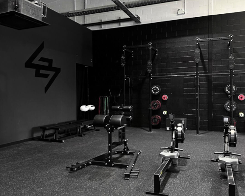 BLK BOX created a state-of-the-art gym in the heart of Represent's new 30,000 sq. ft HQ in Manchester / BLK BOX