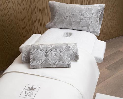 Beltrami Linen can be made for any bed of any size
/ Beltrami Linen