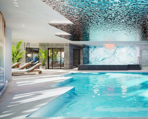 The pool benefits from natural light / Third Space