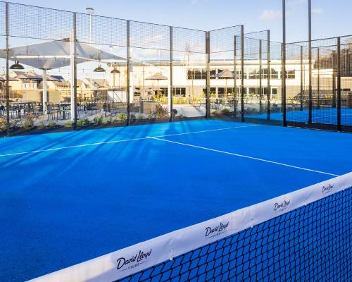 Padel courts feature along with tennis, badminton and pickleball courts / Matt Fisher/David Lloyd Clubs