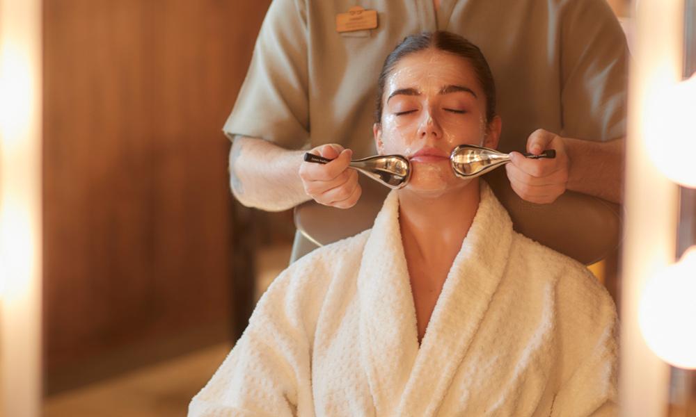 Comfort Zone's hydrating Ice Splash facial is one of three joining the Aqua Sana Forest Spa menus / Comfort Zone