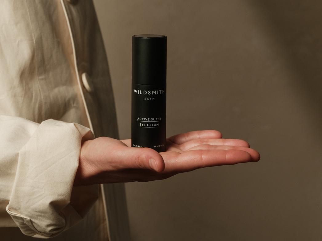 The product can be combined with Wildsmith’s Active Super Eye Serum for the best results / Wildsmith Skin