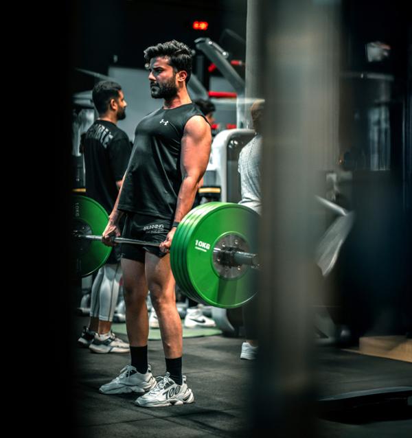 Over 950 million are in the target fitness market of 18- to 62-years-of-age / photo: unsplash / shan-a-rajpoot