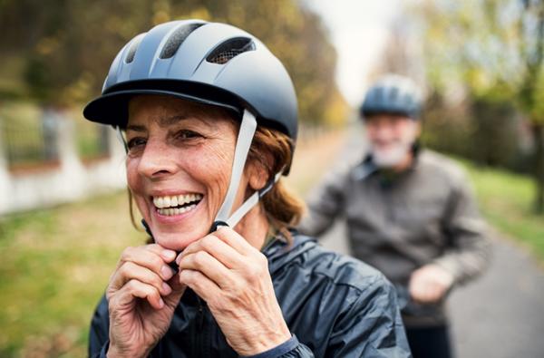 Paul Batman advocates a middle path between inactivity and Exercise is Medicine / photo: Shutterstock / Ground Picture
