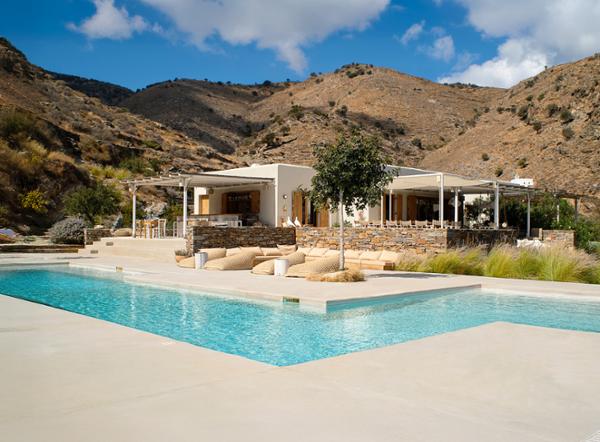 The Deia retreat in Greece offers food, movement, connection and nature / photo: Deia Health 