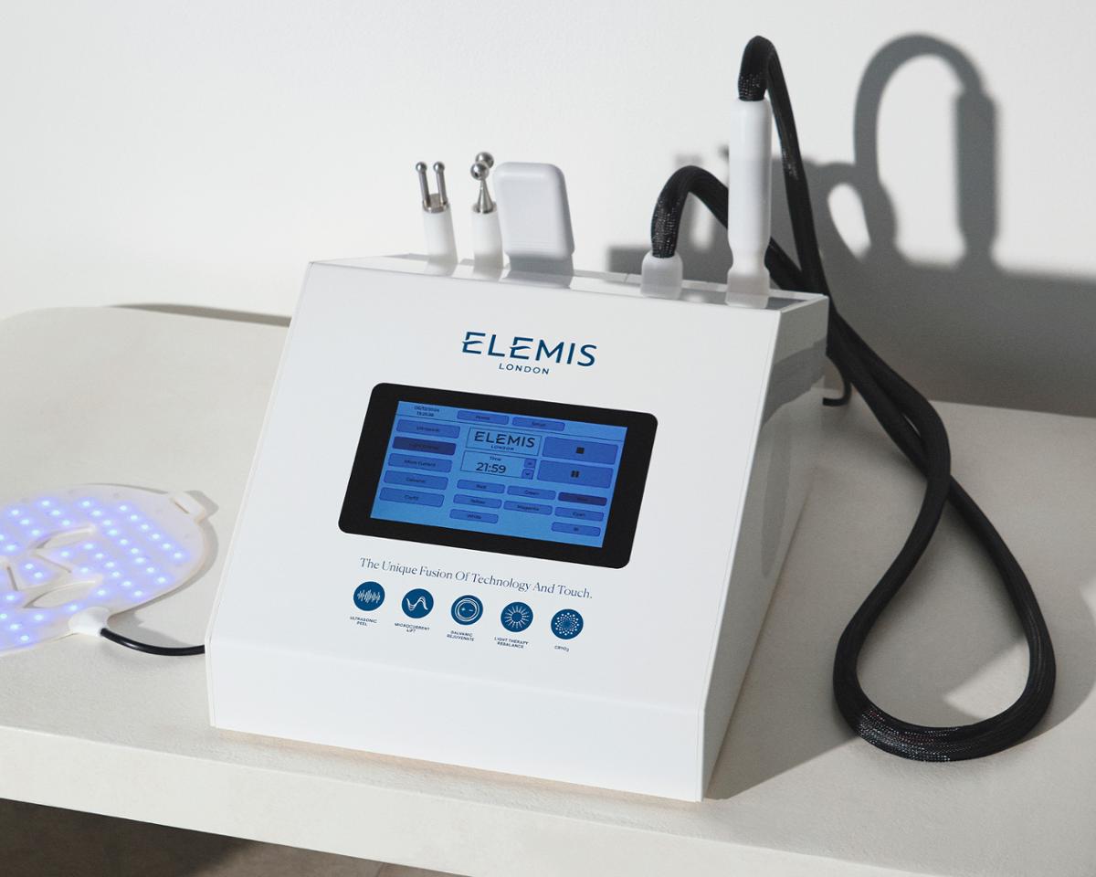 Elemis Expert Tech Sculpt + Firm Facial is a multi-faceted treatment / Elemis Elemis Expert Tech Sculpt + Firm Facial is a multi-faceted treatment / Elemis