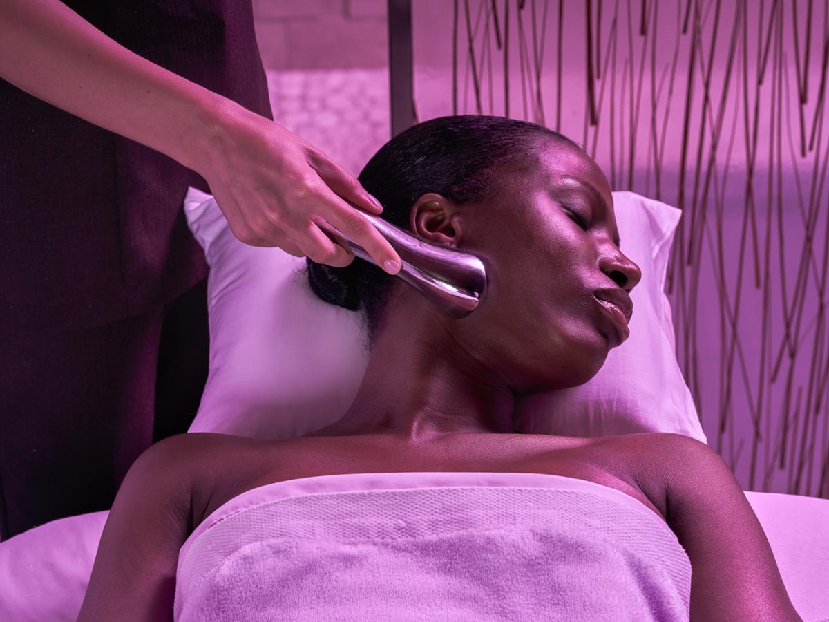 111Skin’s Energy Sculpting Device is used in the Exosome Renegeration Facial / 111Skin Plaza NYC