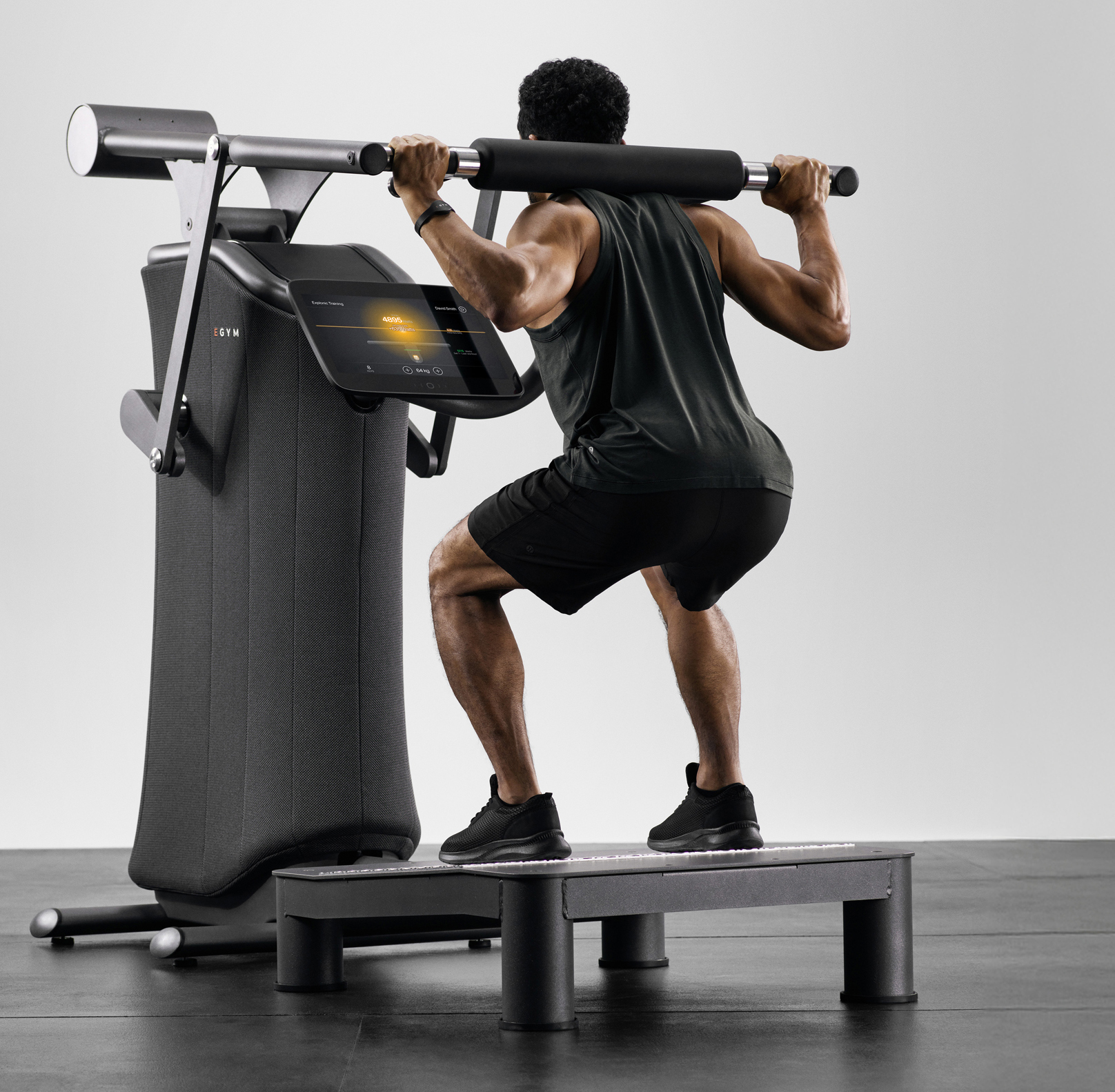 EGYM Smart Strength Squat 