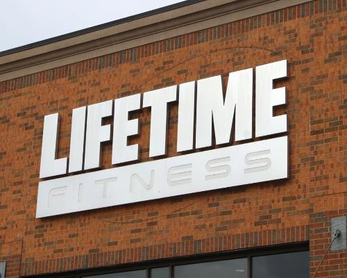 Life Time is now offering personal transformation workshops / Shutterstock-Eric Glenn