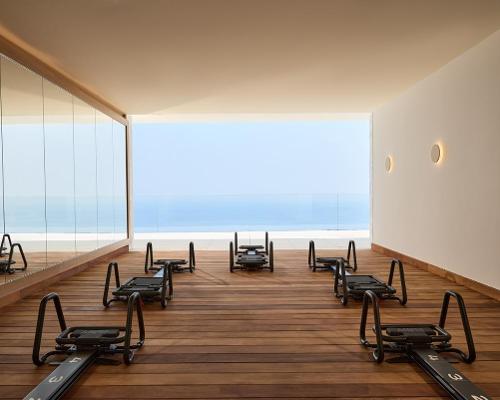 There are four studio spaces at the Surrenne, two of which open out onto the facility's terrace / Surrenne