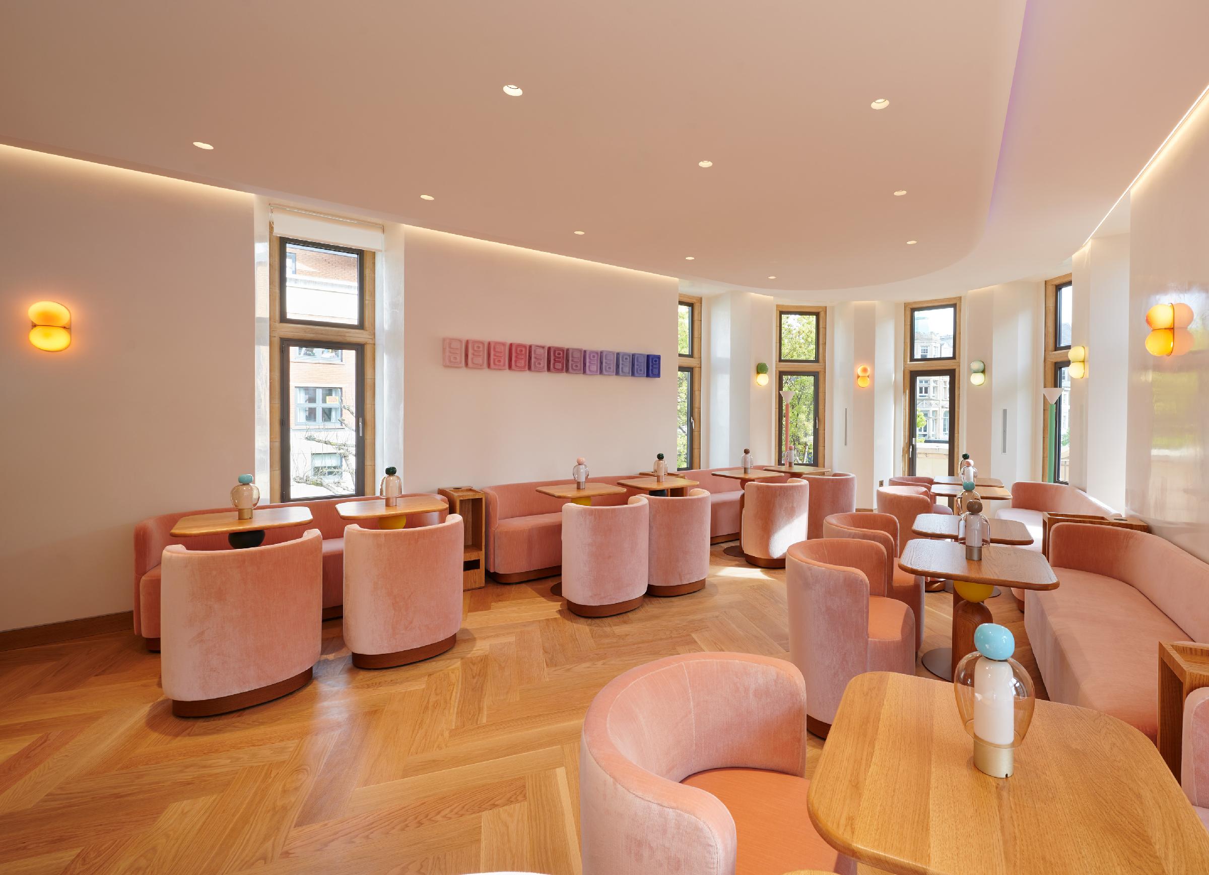 The members lounge is an important part of the offering / The Method The members lounge is an important part of the offering / The Method