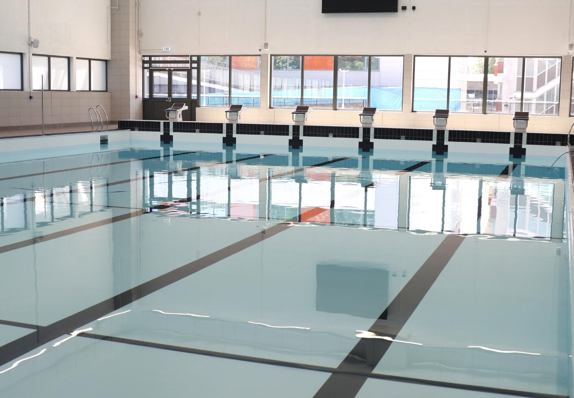 Walnuts Leisure Centre has a new competition-length swimming pool / Bromley Council Walnuts Leisure Centre has a new competition-length swimming pool / Bromley Council