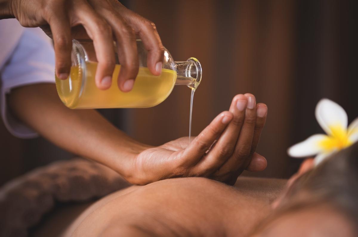 Miele's specialist programmes and detergents gently remove massage oils, lotions and makeup / Shutterstock/ Ground Picture