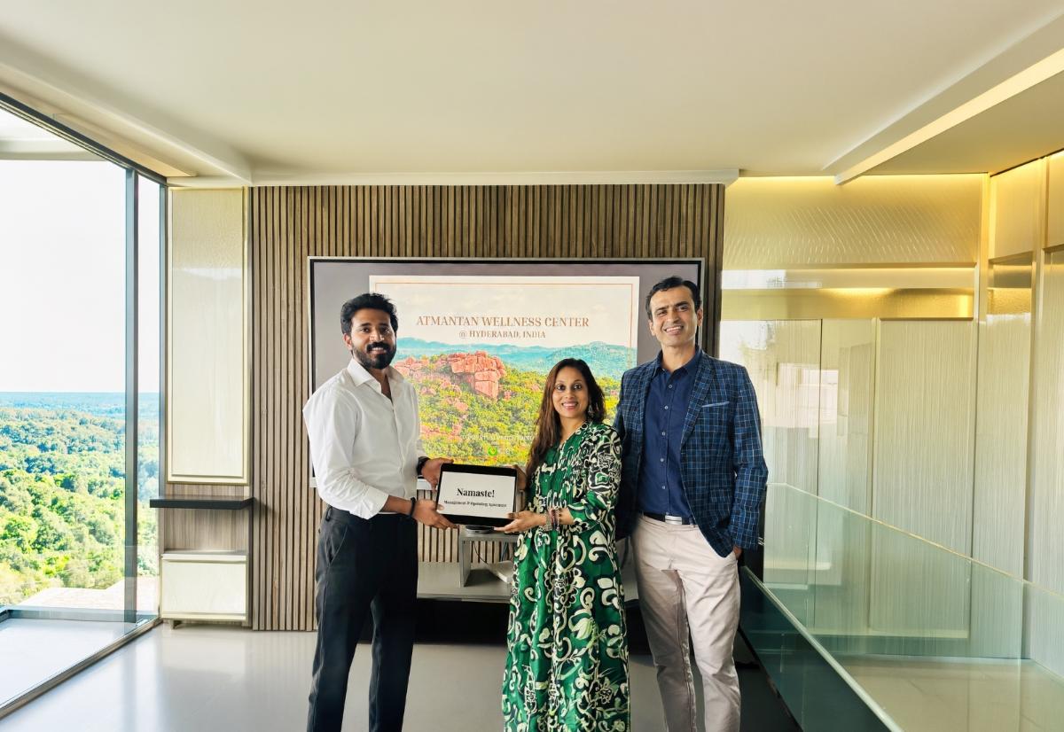 (L) Swaran Charlakola of Swela Realty, (Middle) Sharmilee Kapur and (R) Nikhil Kapur of Atmantan Wellness Centre / Atman Wellness Centre/ Swela Realty (L) Swaran Charlakola of Swela Realty, (Middle) Sharmilee Kapur and (R) Nikhil Kapur of Atmantan Wellness Centre / Atman Wellness Centre/ Swela Realty