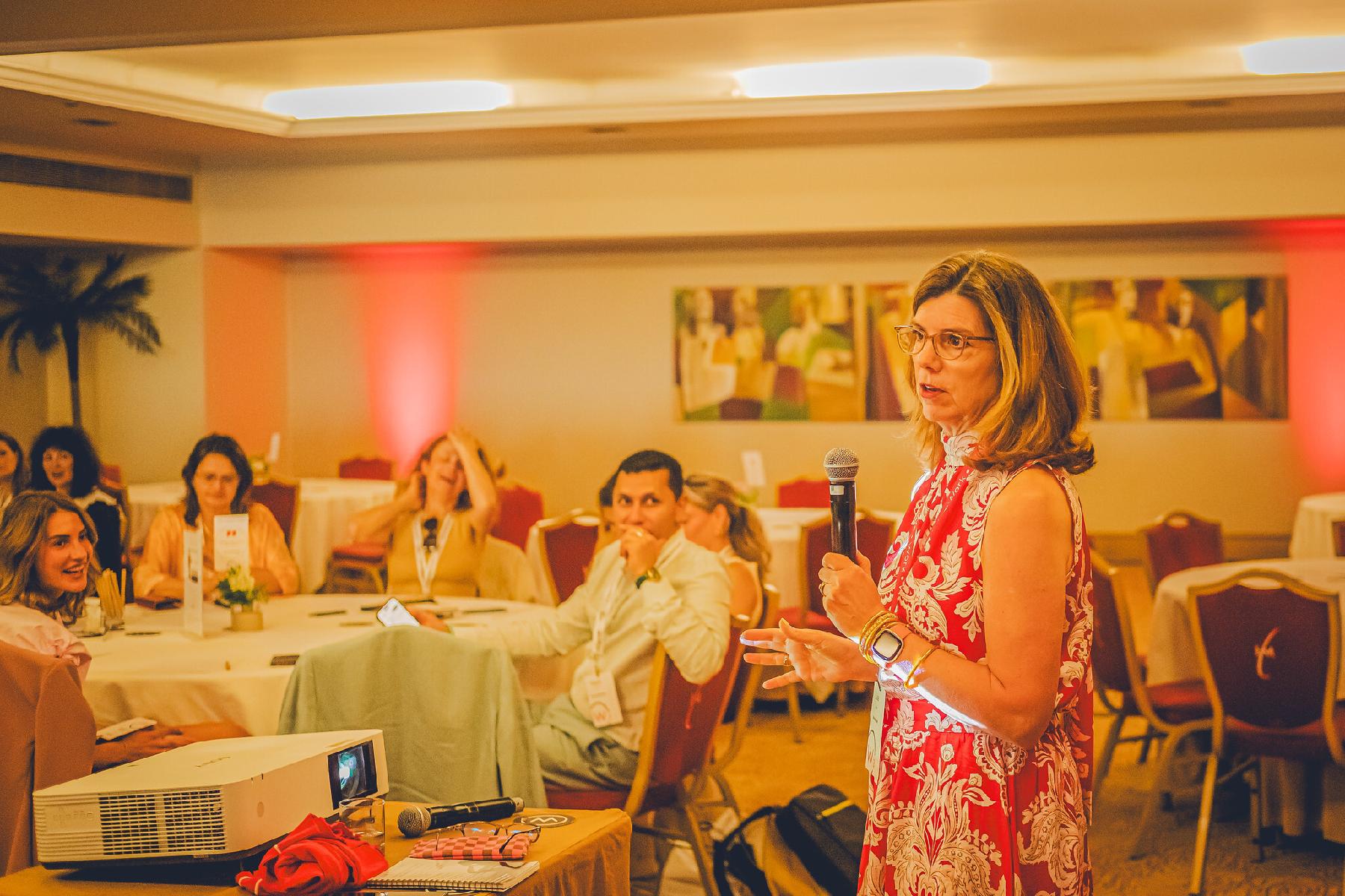 A group of 112 attendees gathered in Cascais, Portugal, to do business