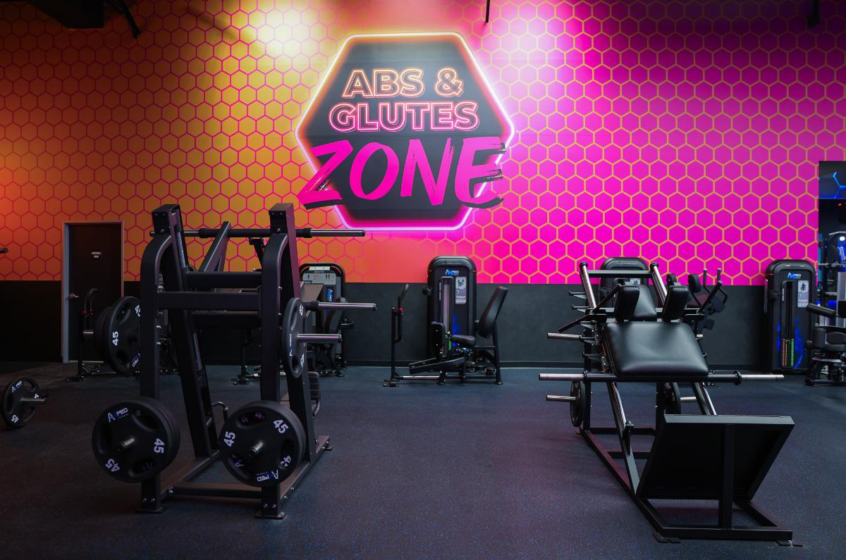 Amped Fitness aims to bring the boutique into low-cost / Amped Fitness Amped Fitness aims to bring the boutique into low-cost / Amped Fitness