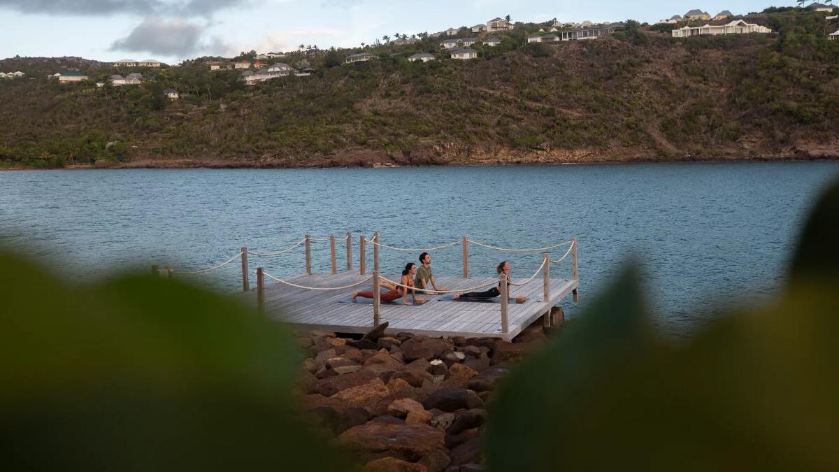 Rosewood Le Guanahani St Barth offers ocean-themed yoga for Global Wellness Day