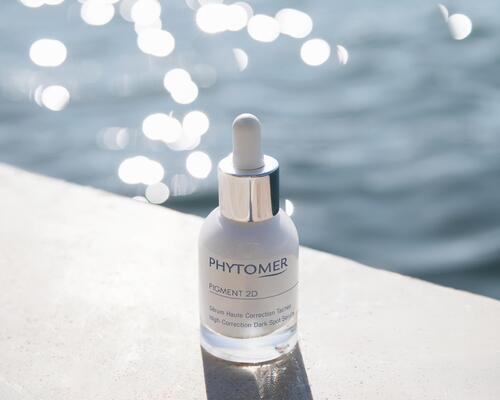 The serum targets dark spots associated with excess melanin production as well as age spots