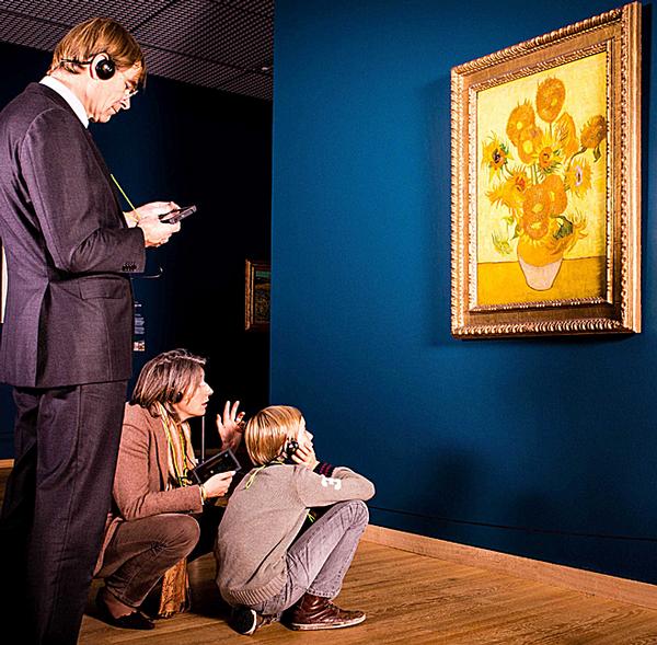 MPti in use at the Van Gogh Museum