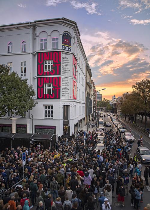 The launch event, which included the display of various artworks and installations in the outdoor area around the museum building, attracted thousands of people / The Urban Nation Museum For Comtemporary Art 