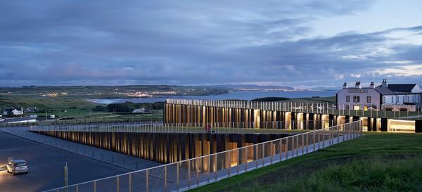 GIANT’S CAUSEWAY VISITOR CENTRE / PHOTO: Hufton + Crow