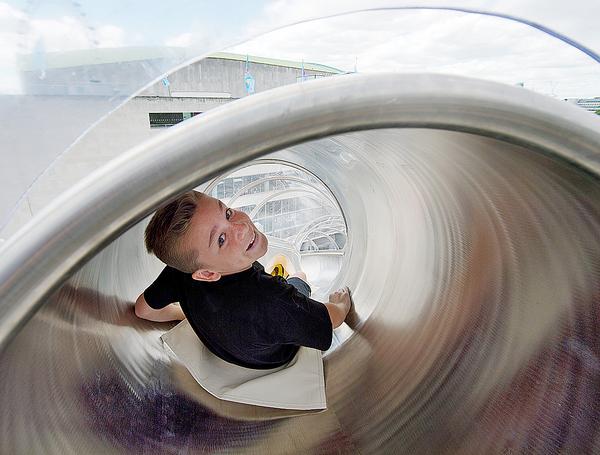 Carsten Höller’s new slide is said to be the world’s tallest and longest Carsten Höller’s new slide is said to be the world’s tallest and longest