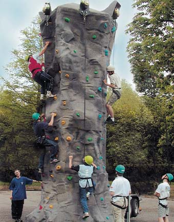 Rock ‘n’ Road – the mobile climbing wall