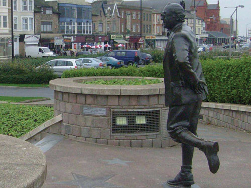 Eric Morecambe plans move forward