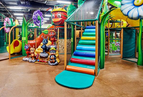 iPlayCO and FEC Builders are leading global designers and manufacturers of interactive play structures