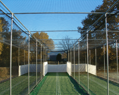 Protection Tunnel safety for batters and bowlers
