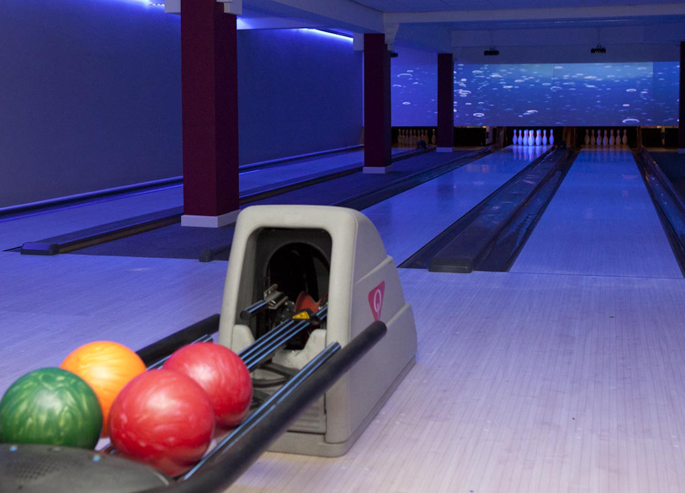 St Ives leisure centre introduces bowling alley