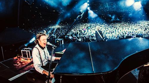Sir Paul McCartney performed 'Live and Let Die' in Jaunt's first publicly released cinematic VR experience. / Jaunt
