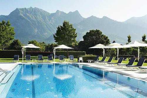 The spa and wellness offerings are created around the local thermal waters, discovered in 1242 in the nearby Tamina gorge, and referred to as the “blue gold” of Bad Ragaz