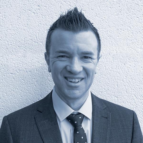 Simon Baker