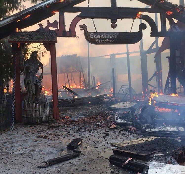 The park's Scandinavian area was destroyed by the fire / Twitter The park's Scandinavian area was destroyed by the fire / Twitter