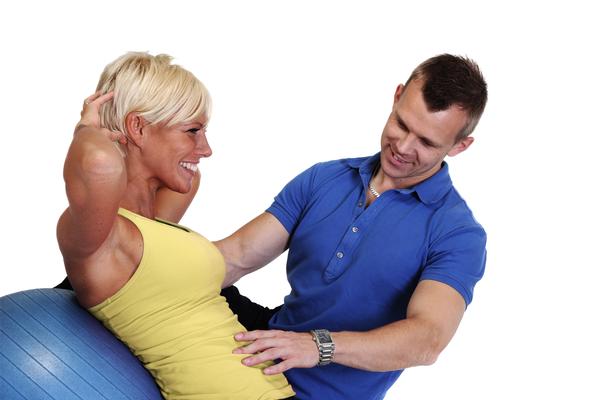 Health club members in the 25–44 age category are the most likely to use a personal trainer / photo: www.shutterstock.com/Peter Nadolski