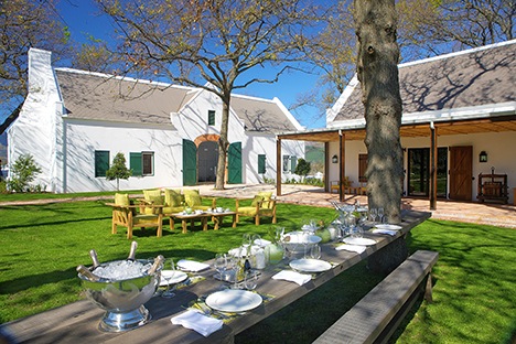 The museum covers South African art, as well as the history of La Motte