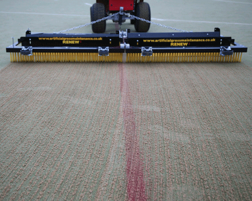Artificial Grass Maintenance unveils the Double Renew2