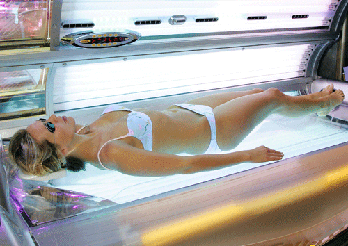 Sunbeds linked to cancer by IARC report