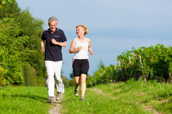 7.5–12.5 hours’ exercise a week is best, including vigorous activity / www.shutterstock.com/Onsentius