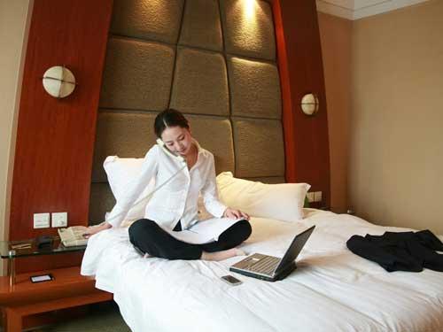 Mobile device usage study published by Four Points by Sheraton 