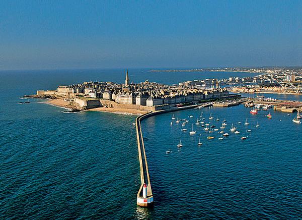 Phytomer’s story began and continues in St Malo