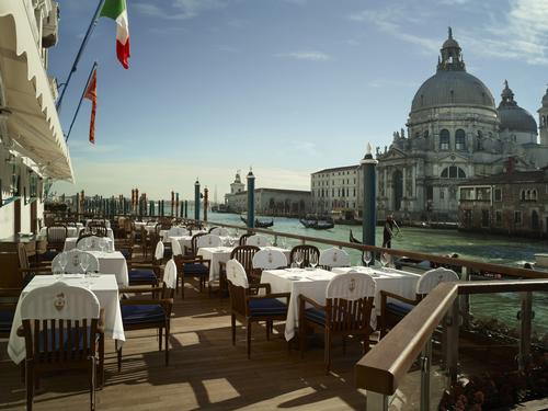 Starwood will continue to operate the 82-key hotel under a new long-term management agreement / Starwood Starwood will continue to operate the 82-key hotel under a new long-term management agreement / Starwood