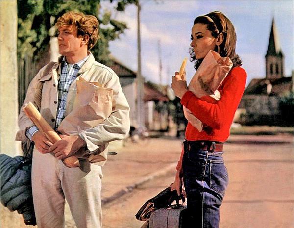 Albert Finney plays architect Mark Wallace and Audrey Hepburn plays his wife, Joanna, in Two for the Road (1967)