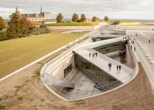 The designs have been celebrated as the museum remains visible without imparting on the view of the nearby castle