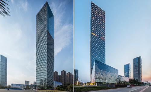 SOM included high performance architecture and engineering elements that have won the tower LEED Silver accreditation / SOM