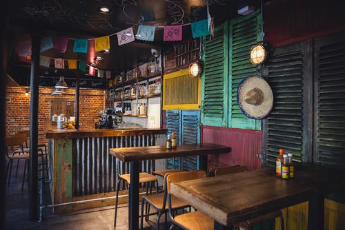 In the bar section, there will be live music and DJs from Wednesday to Saturday / El Patron