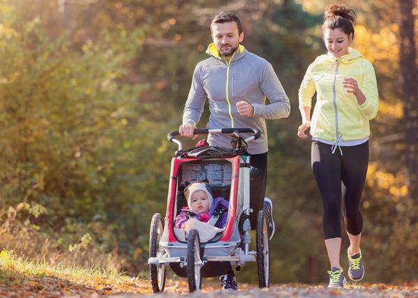 Exercising outdoors can improve energy levels and mood / PHOTO: SHUTTERSTOCK.COM